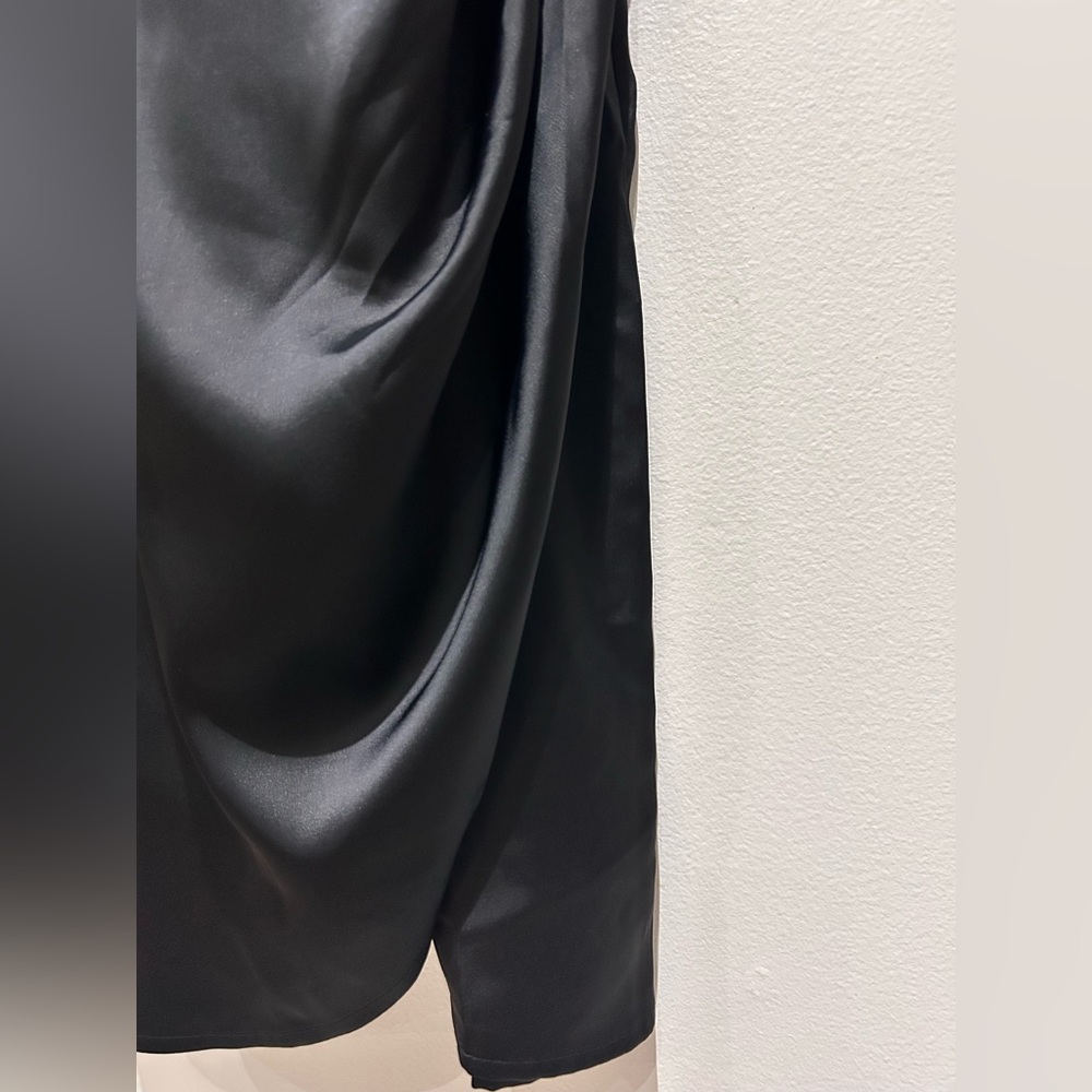 Chi Chi London Black Satin Mini Dress-Size US 8- NWT - Picture 7 of 14